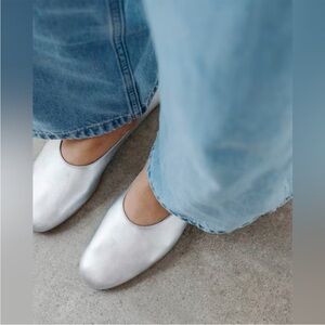 Everlane silver The Day Glove  ballerina flats